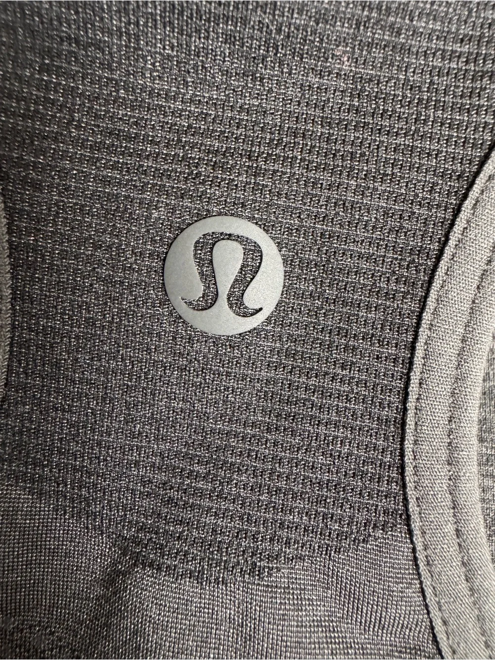 Lululemon Seamless Mesh Supportive Training Tank Top Gray Women’s 4 Retail $68 - Picture 2 of 4